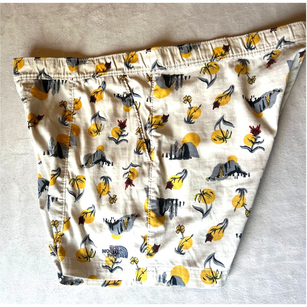 The North Face Mens Class V Yosemite Print Shorts Cream Yellow Medium 5 Inch - Picture 4 of 7